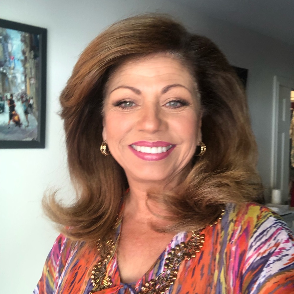 Meet your Posher, Mayra